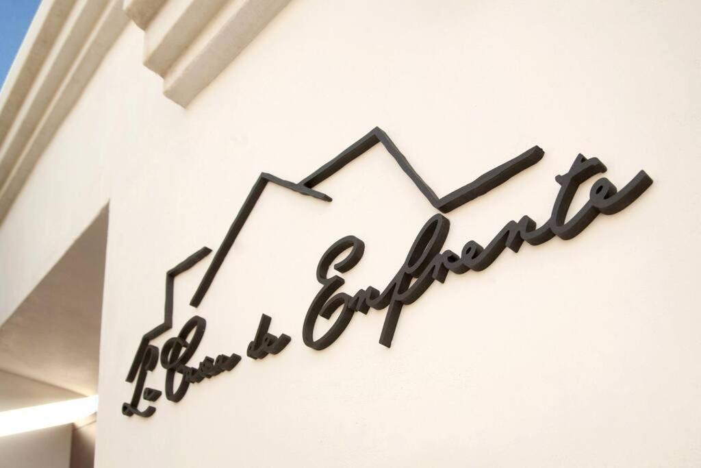 La Casa De Enfrente Herencia Exterior foto