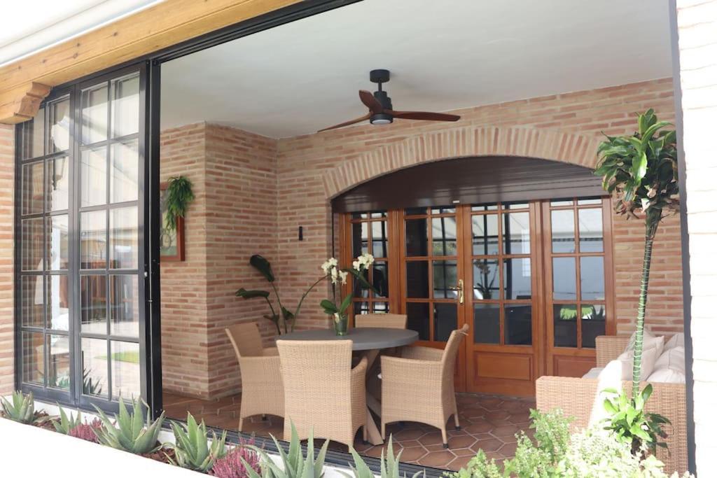 La Casa De Enfrente Herencia Exterior foto